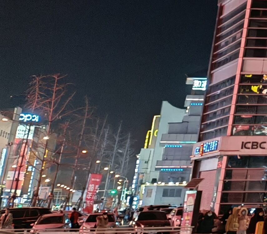 Honor V40